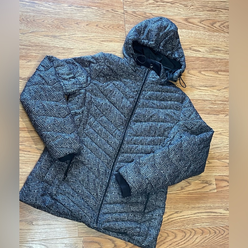 Xersion Women’s Lightweight Hooded Puffer Jacket Size S